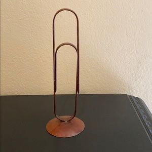 Magnolia decorative paper clip picture holder